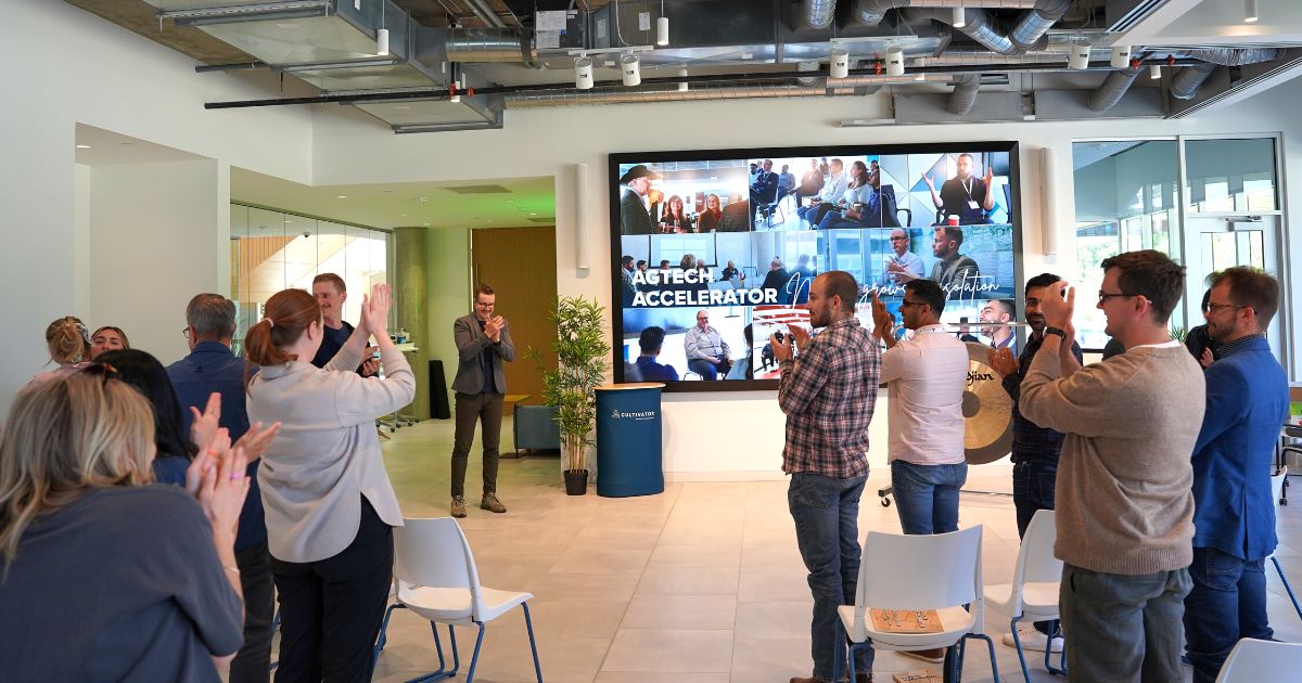 AGTECH ACCELERATOR Cohort 1 participants in Cultivator space clapping.